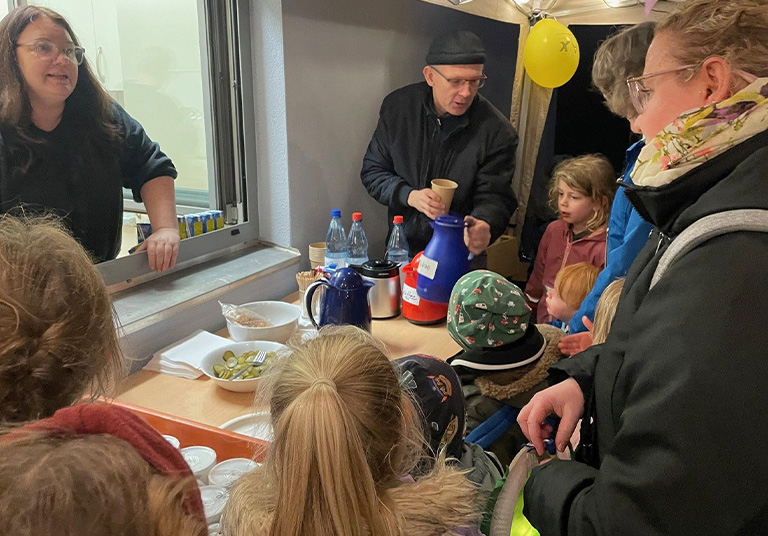 Spielplatzeröffnung-und-Laternenfest